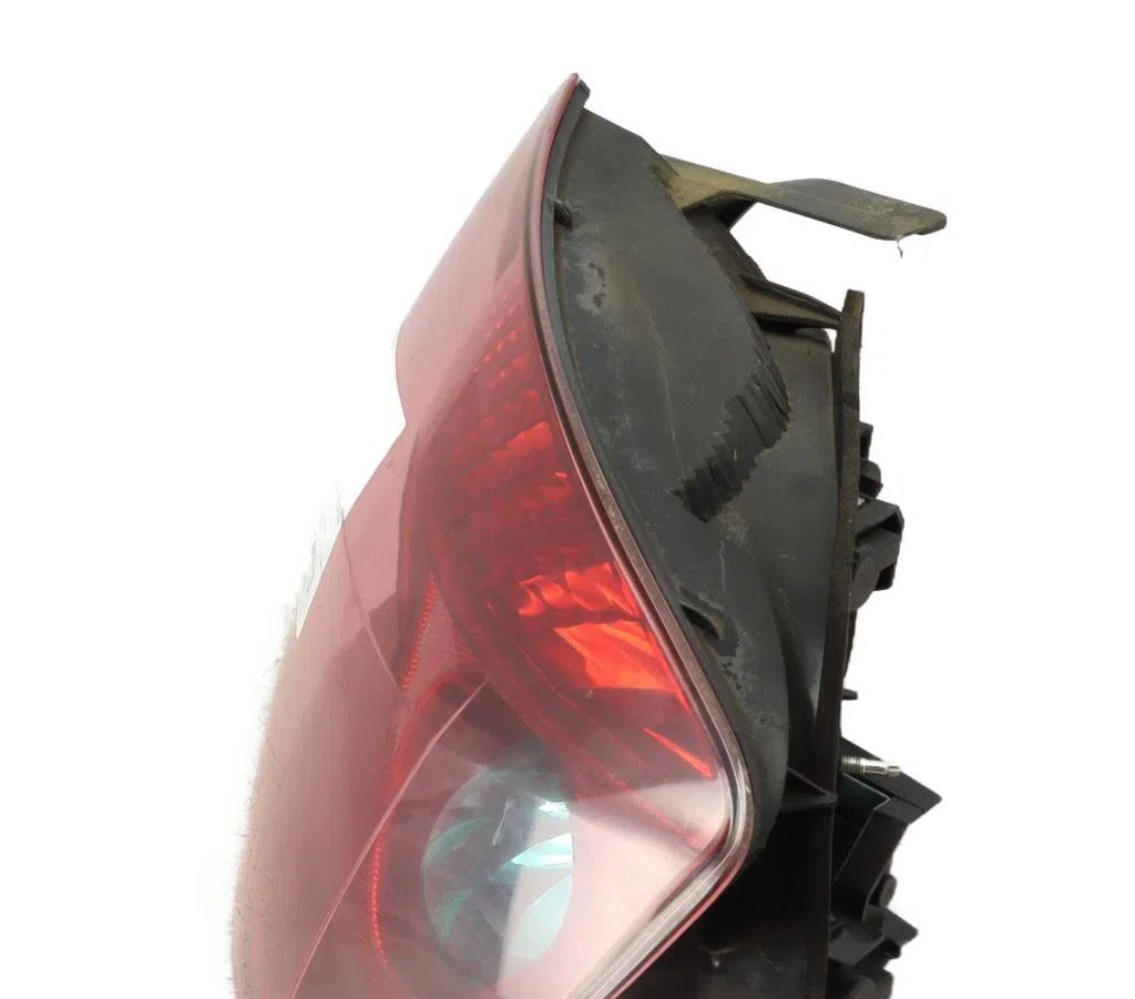 Feu arrière droit Peugeot 407 (6D_) 1.6 hdi 110 (6d9hzc, 6d9hyc) (2004-2010) occasion