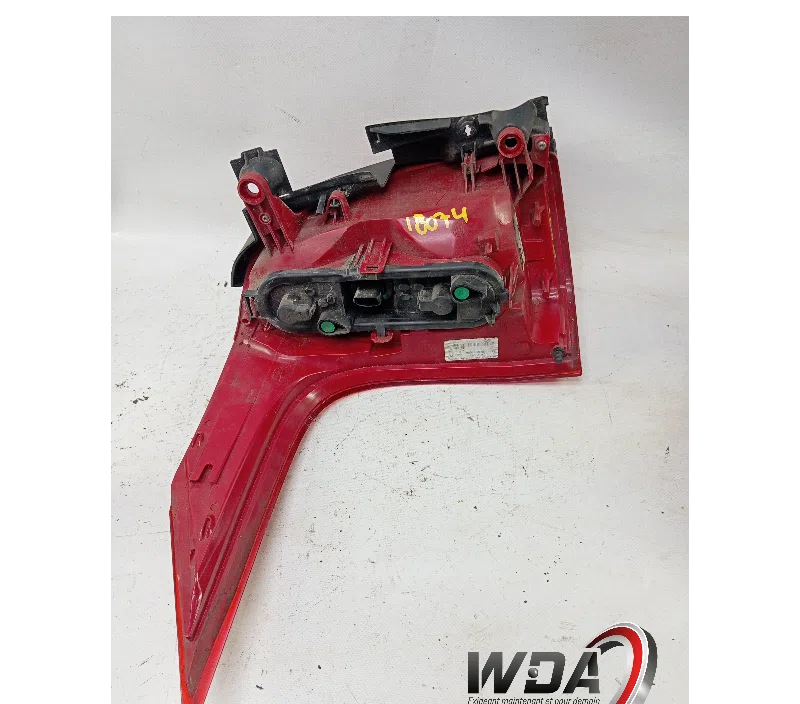 FEU ARRIERE DROIT PEUGEOT 5008 I 00006351KH