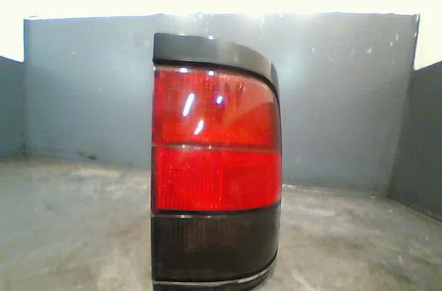 Feu arrière droit Peugeot 806 (221) 2.0 hdi (1999-2002) occasion