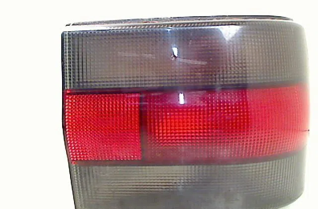 Feu arrière droit RENAULT 19 1995 occasion