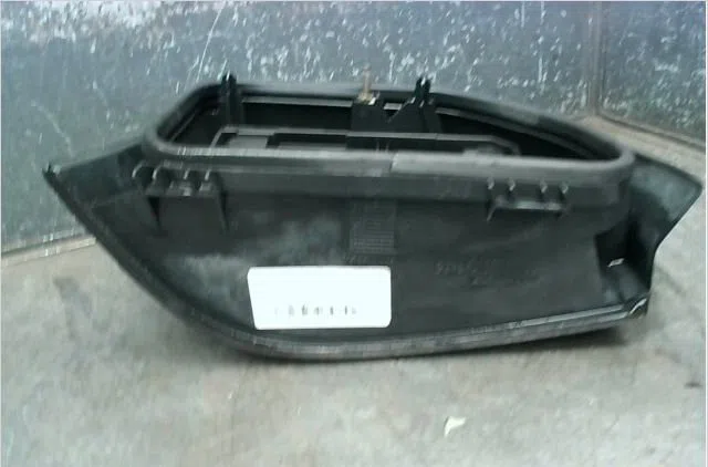 Feu arrière droit RENAULT CLIO I 1996 occasion