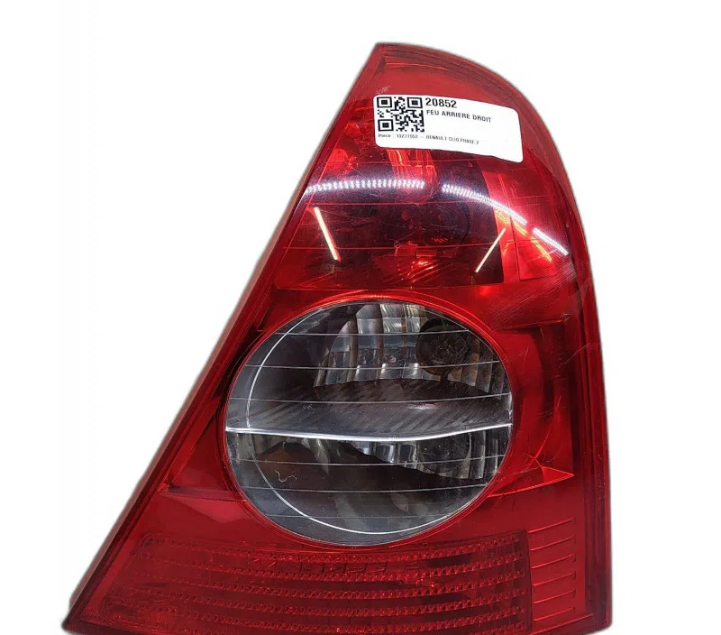 FEU ARRIERE DROIT RENAULT CLIO I 8200917487