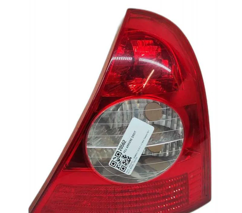 FEU ARRIERE DROIT RENAULT CLIO II 7700410518