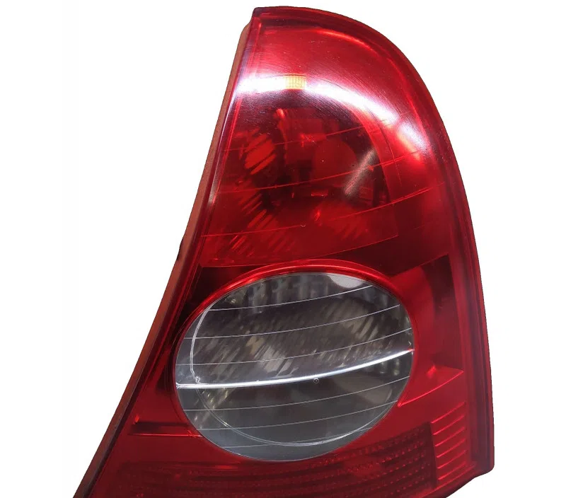 FEU ARRIERE DROIT RENAULT CLIO II 8200917487