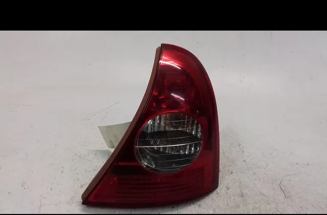 Feu arrière droit Renault CLIO II (BB_, CB_) 1.5 dci (b-c2j) (2004-2012) occasion
