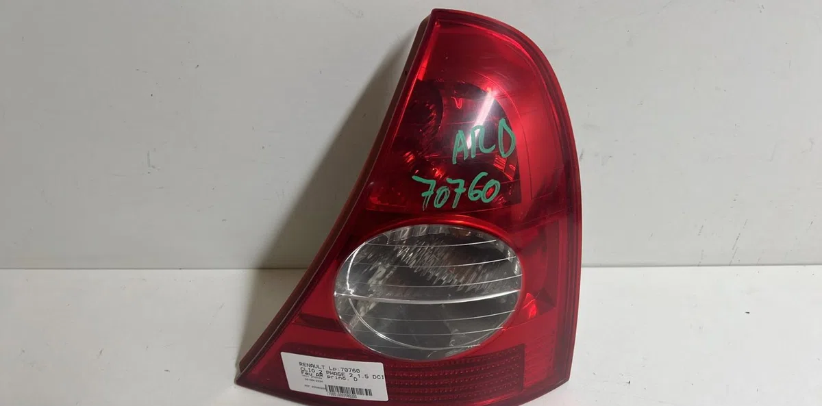 Feu arrière droit Renault CLIO II (BB_, CB_) 1.5 dci (b-cb08) (2001-2005) 5 portes occasion