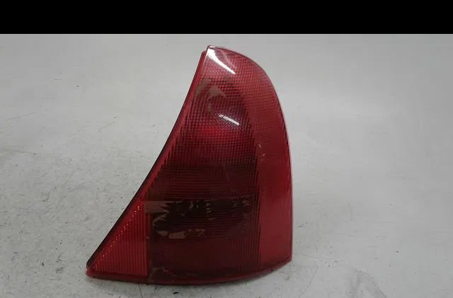 Feu arrière droit Renault CLIO II (BB_, CB_) 1.6 (b-cb0d, bb00) (1998-2005) occasion