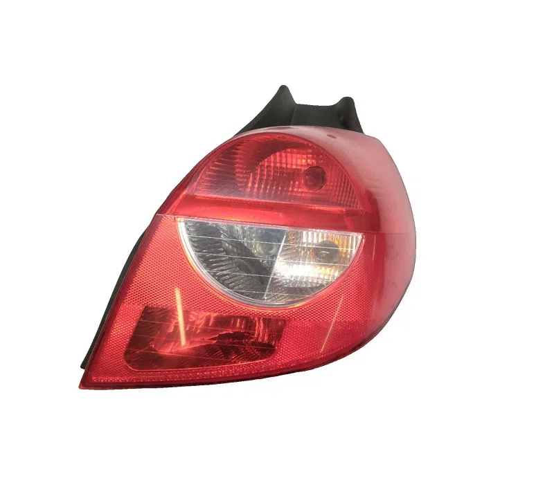 FEU ARRIERE DROIT RENAULT CLIO III 8200459960