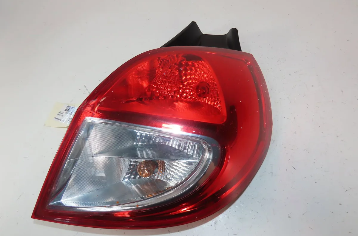 Feu arrière droit Renault CLIO III (BR0-1, CR0-1) 1.5 dci (br17, cr17) (2005-2012) 5 portes occasion