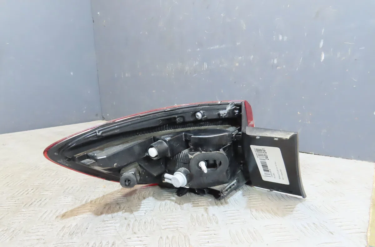 Feu arrière droit Renault CLIO V (B7_) 1.0 lpg (b7mt) (2019) occasion