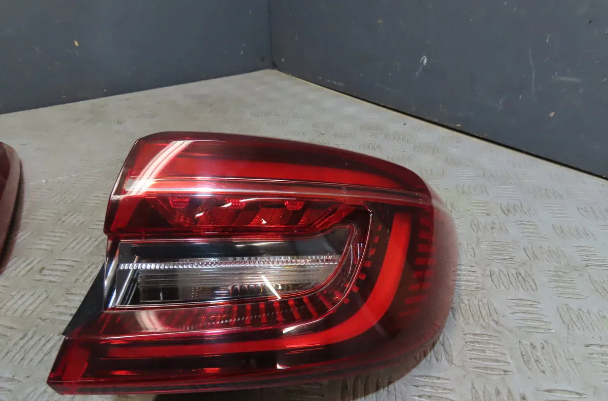 Feu arrière droit Renault CLIO V (B7_) 1.0 lpg (b7mt) (2019) occasion