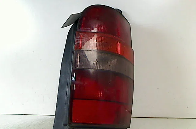 Feu arrière droit RENAULT ESPACE II 1993 occasion