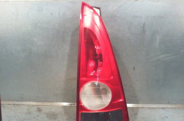 Feu arrière droit Renault ESPACE IV (JK0-1_) 1.9 dci (jk0u, jk0g) (2002) occasion