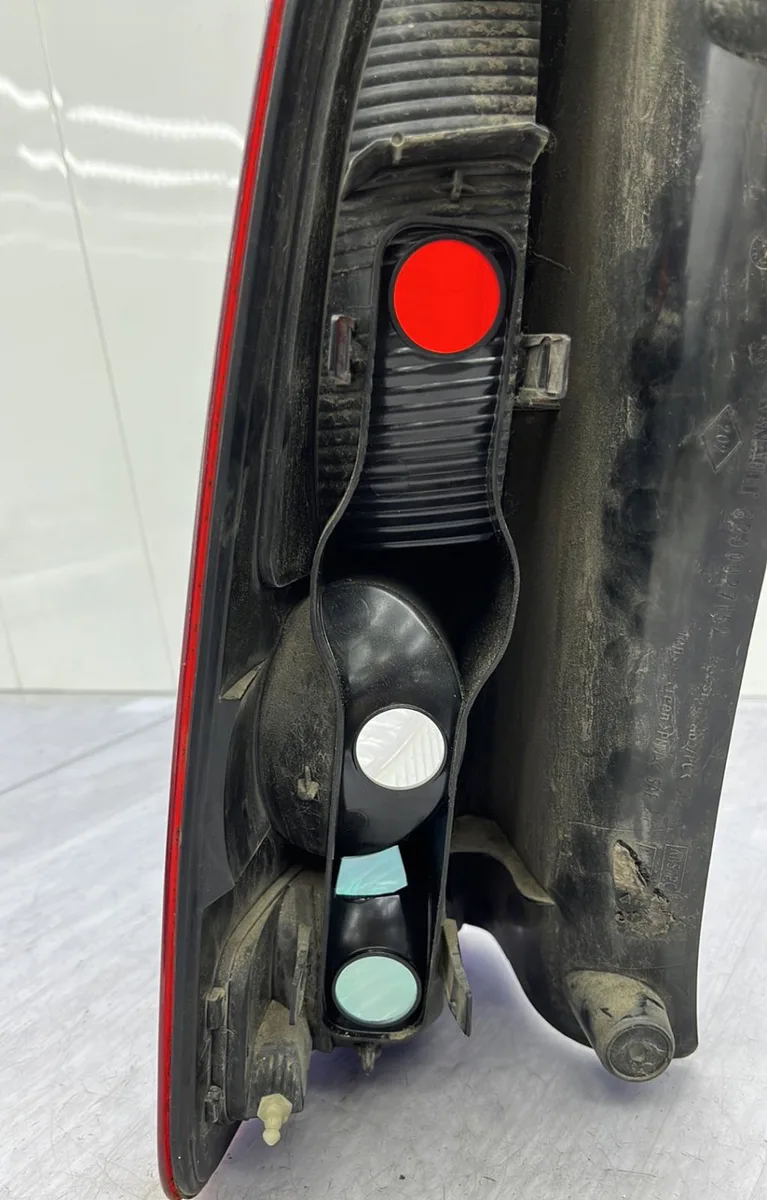 Feu arrière droit RENAULT GRAND ESPACE 4 PHASE 1 occasion