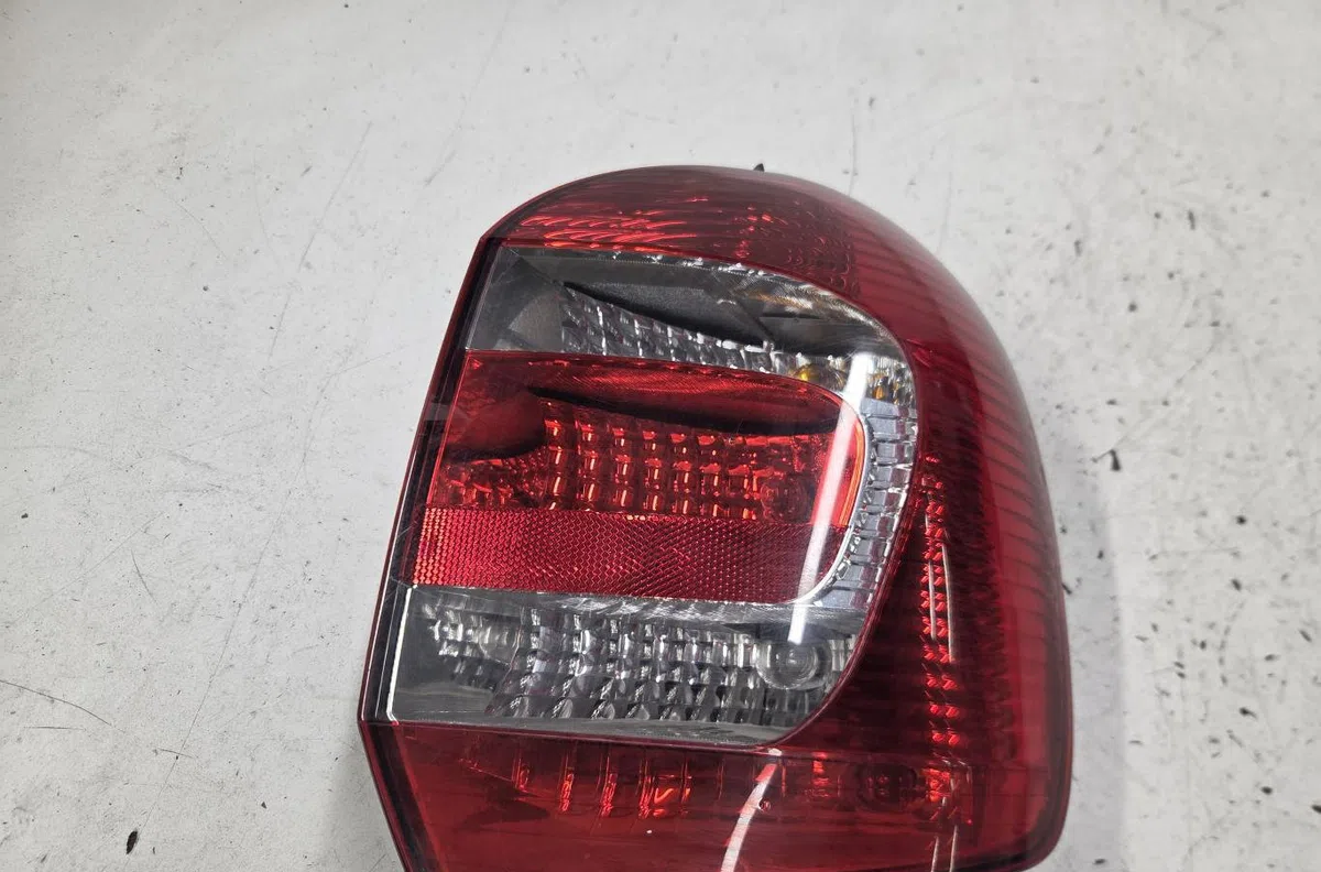 Feu arrière droit RENAULT GRAND MODUS PHASE 2 occasion