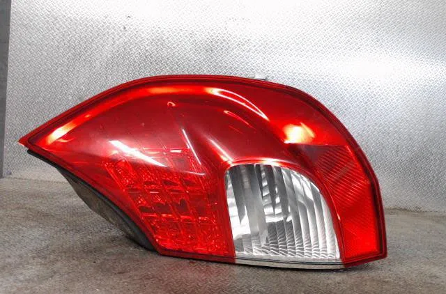 Feu arrière droit RENAULT GRAND SCENIC 2  GRAND SCENIC 2 PHASE 2 occasion