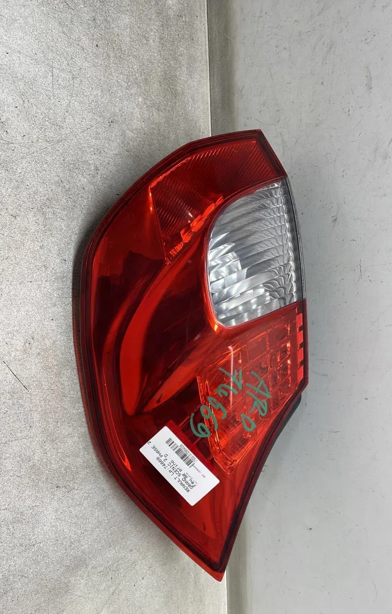 Feu arrière droit Renault GRAND SCÉNIC II (JM0-1_) 1.5 dci (jm1e) (2005-2009) 5 portes occasion