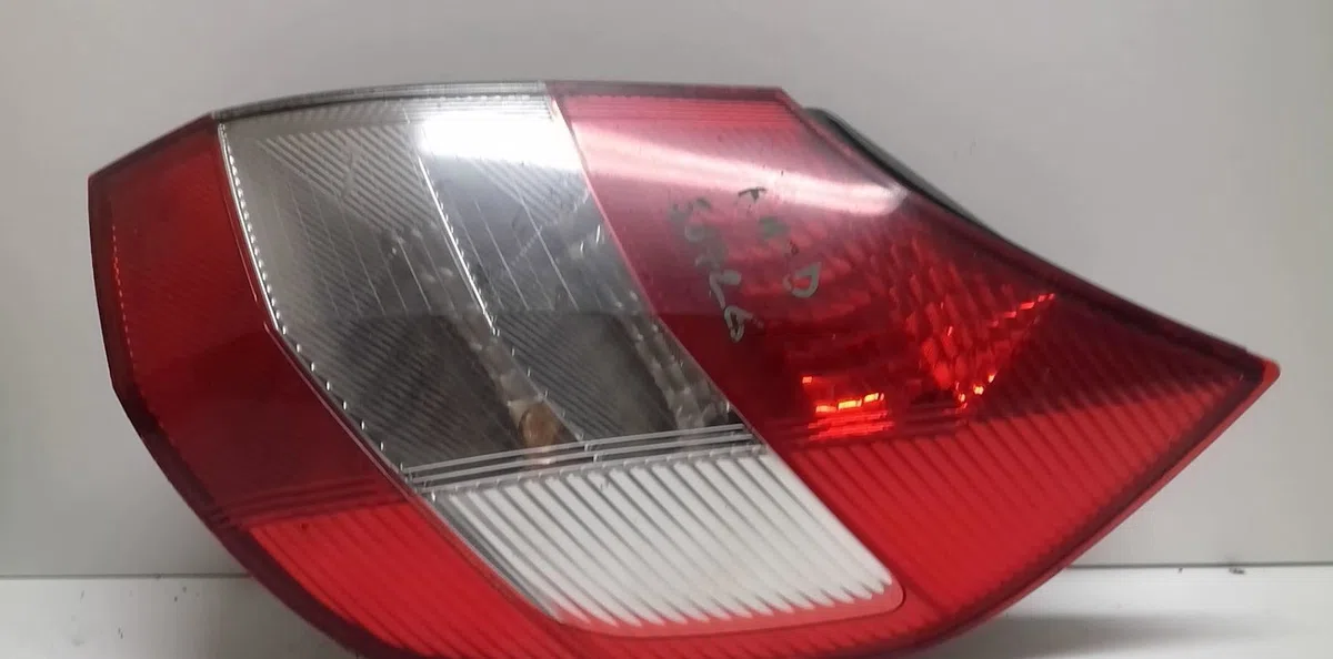 Feu arrière droit Renault GRAND SCÉNIC II (JM0-1_) 1.5 dci (jm1e) (2005-2009) 5 portes occasion