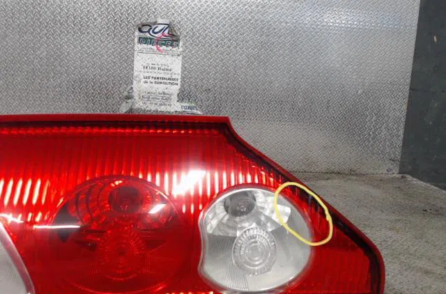 Feu arrière droit Renault KANGOO BE BOP (KW0-1_) 1.5 dci (2009) occasion