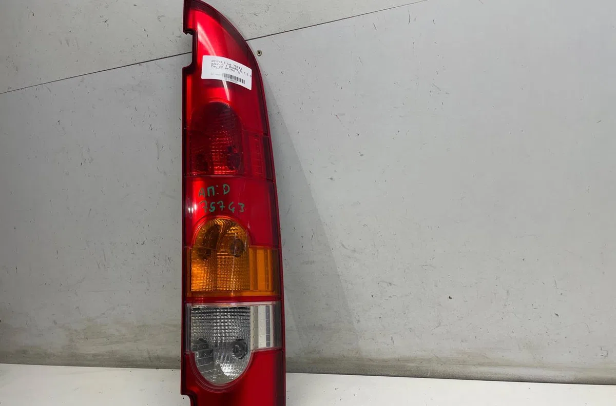 Feu arrière droit Renault KANGOO Express (FC0-1_) 1.5 dci (fc1g) (2005) occasion