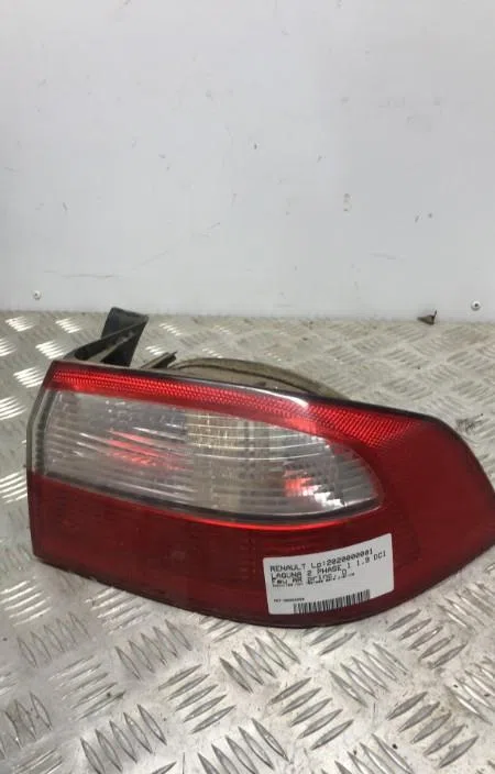 Feu arrière droit RENAULT LAGUNA 2 PHASE 1 occasion