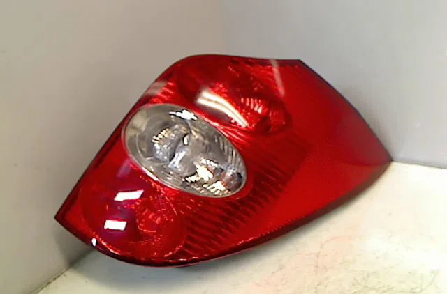 Feu arrière droit RENAULT LAGUNA II  1.9 DCI 100ch occasion