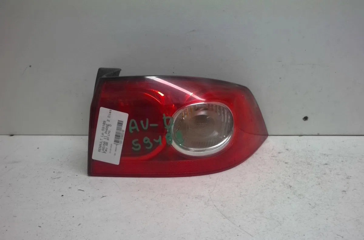 Feu arrière droit Renault LAGUNA II (BG0-1_) 1.9 dci (bg1a, bg1w, bg0g) (2005-2007) occasion