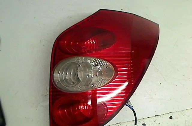 Feu arrière droit Renault LAGUNA II Grandtour (KG0-1_) 1.9 dci (2001-2007) occasion
