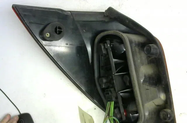 Feu arrière droit Renault LAGUNA II Grandtour (KG0-1_) 1.9 dci (2001-2007) occasion