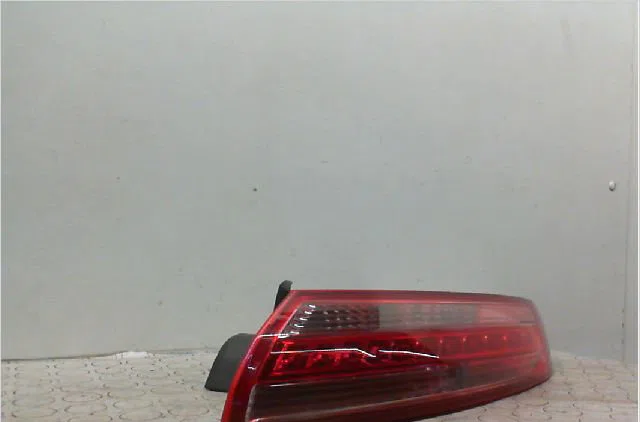 Feu arrière droit RENAULT LAGUNA III  2.0 DCI 150ch occasion