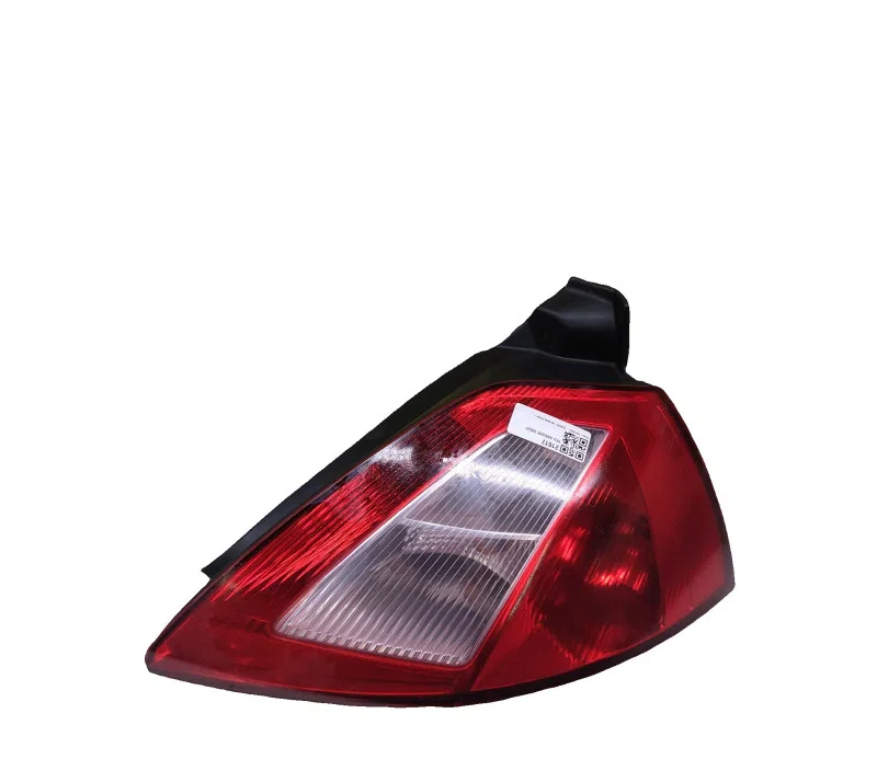 FEU ARRIERE DROIT RENAULT MEGANE 8200073237