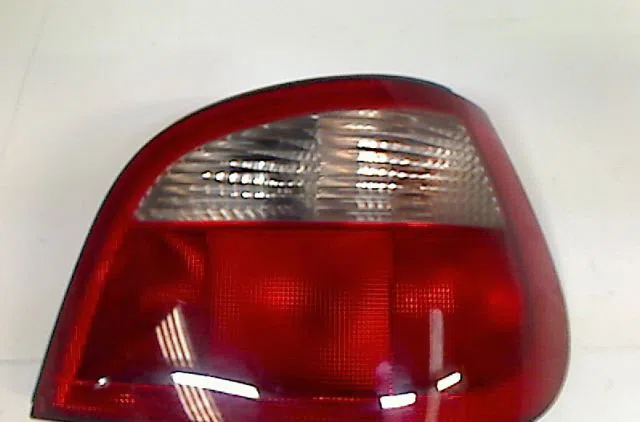 Feu arrière droit RENAULT MEGANE I 1999 occasion
