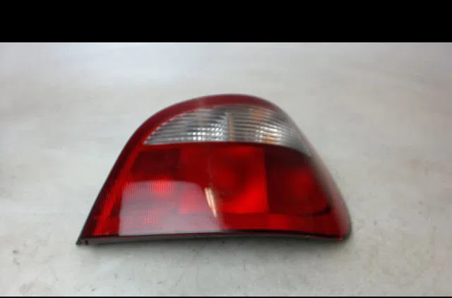Feu arrière droit Renault MEGANE I (BA0-1_) 1.9 dci (ba05, ba1f) (2001-2003) occasion