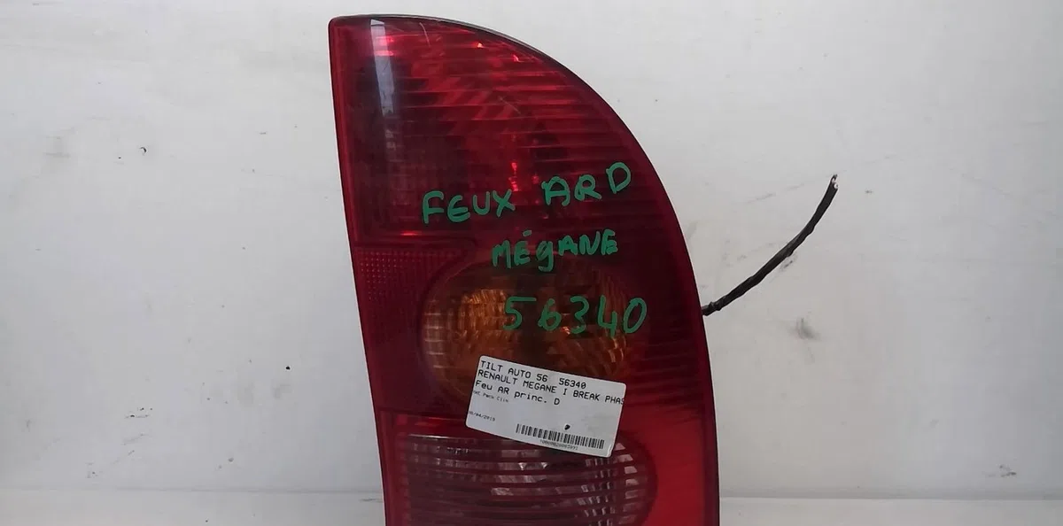 Feu arrière droit Renault MEGANE I Break (KA0-1_) 1.9 dti (ka0n) (1999-2001) occasion