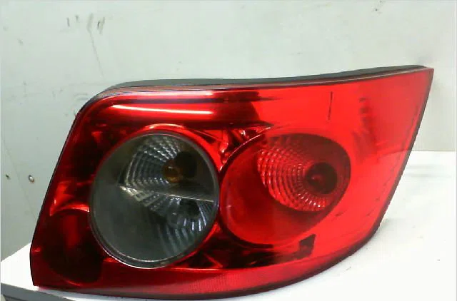 Feu arrière droit RENAULT MEGANE II  1.5 DCI 105ch occasion