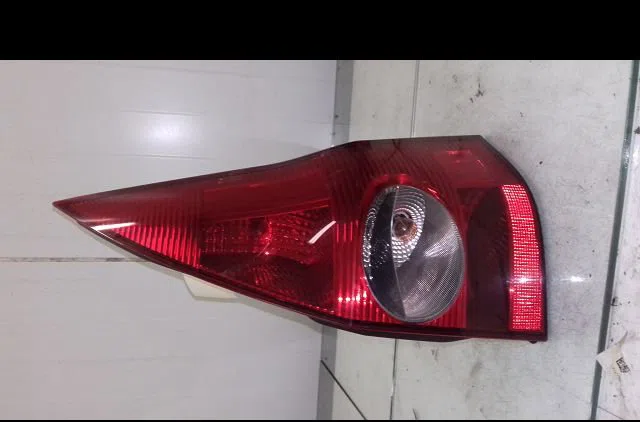 Feu arrière droit Renault MEGANE II Break (KM0-1_) 1.5 dci (km0f, km0t, km2b) (2003-2006) occasion