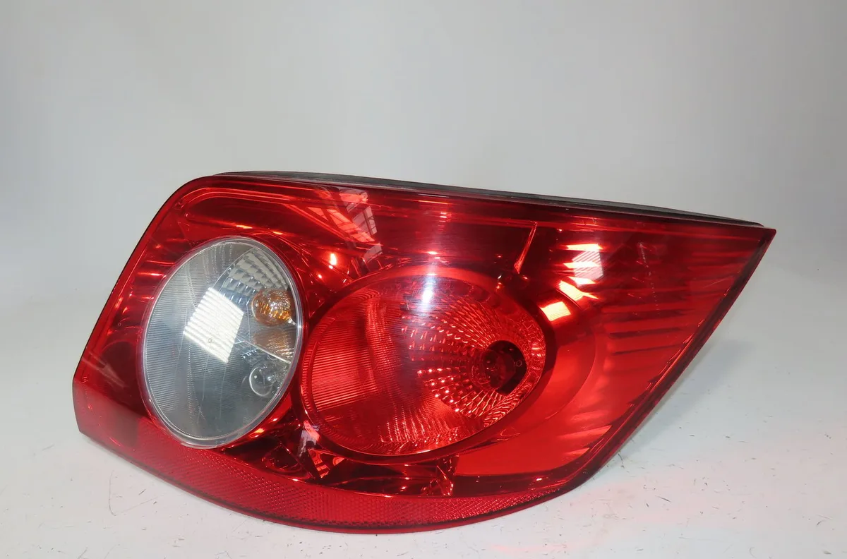 Feu arrière droit Renault MEGANE II Coupé-Cabriolet (EM0-1_) 1.9 dci (2003-2009) occasion