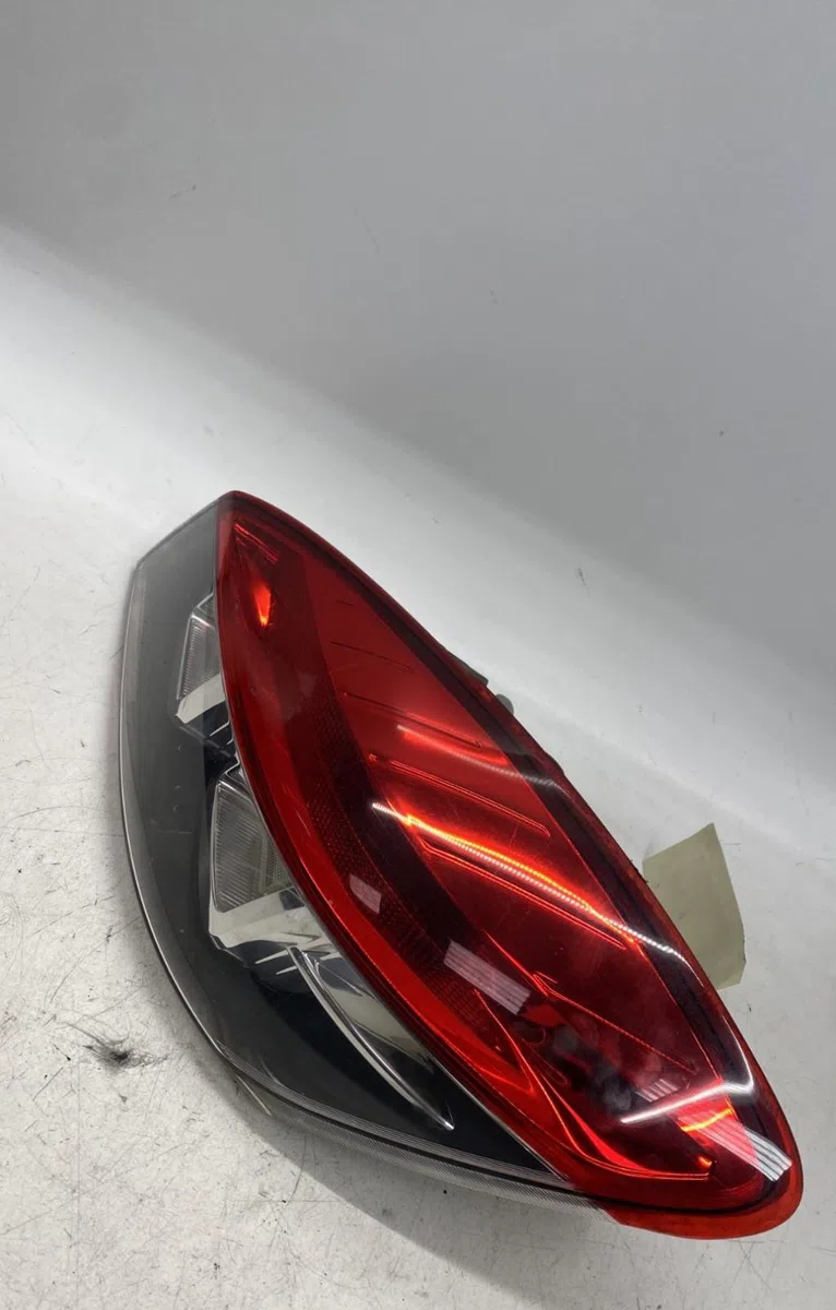 Feu arrière droit Renault MEGANE III Coupé (DZ0-1_) 1.5 dci (dz0c, dz1a) (2008-2015) occasion