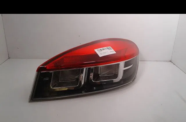 Feu arrière droit Renault MEGANE III Coupé (DZ0-1_) 2.0 dci (dz0y) (2009) occasion