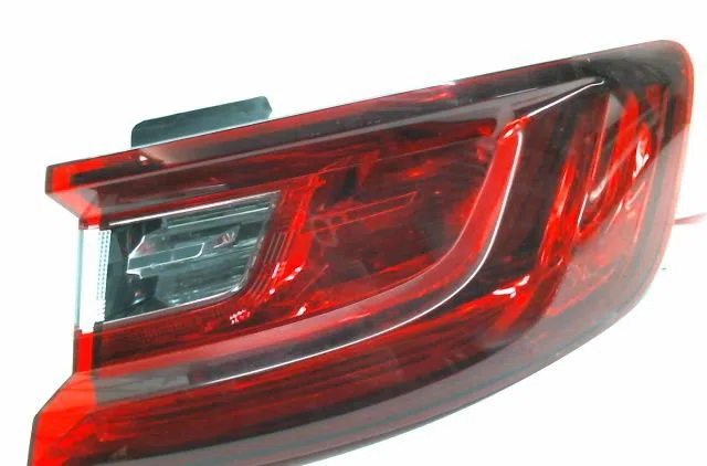 Feu arrière droit Renault MEGANE IV 3-5 portes (B9A-M-N_) 1.5 blue dci 115 (b9a6) (2018) occasion