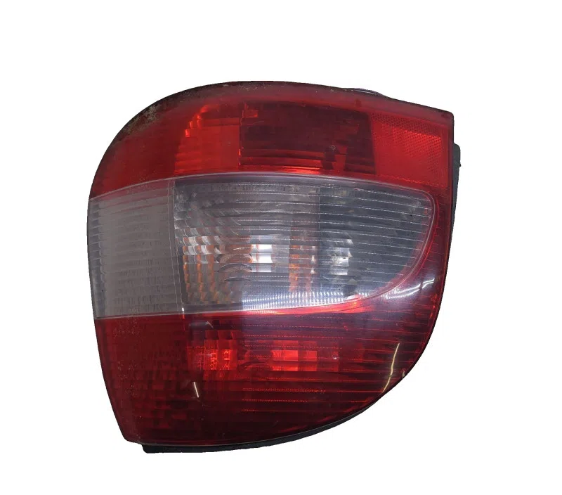 FEU ARRIERE DROIT RENAULT MEGANE SCENIC 7700428055