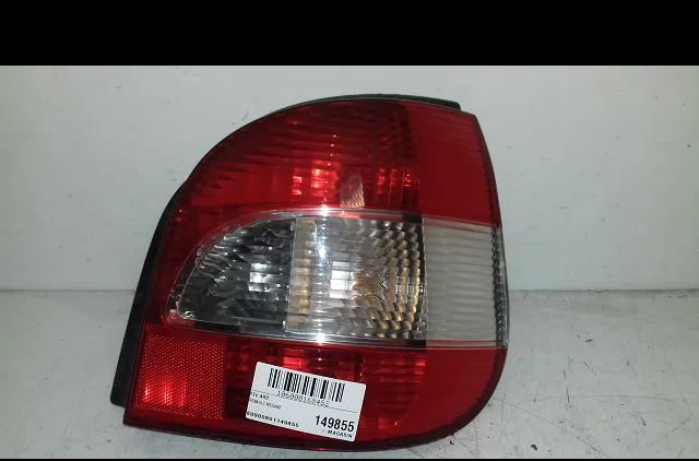 Feu arrière droit Renault MEGANE Scenic (JA0-1_) 1.6 16v (ja0b, ja04, ja11, ja00) (1998-1999) occasion