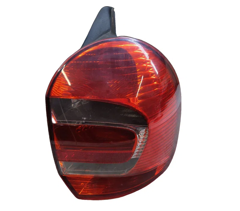 FEU ARRIERE DROIT RENAULT MODUS 8200658413R