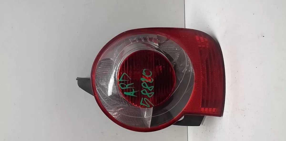 Feu arrière droit Renault MODUS - GRAND MODUS (F-JP0_) 1.2 (jp0c, jp0k, fp0c, fp0k, fp0p, jp0p, jp0t) (2004) 5 portes oc