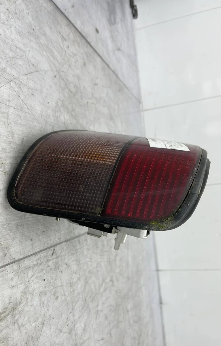 Feu arrière droit RENAULT R21 PHASE 2 occasion