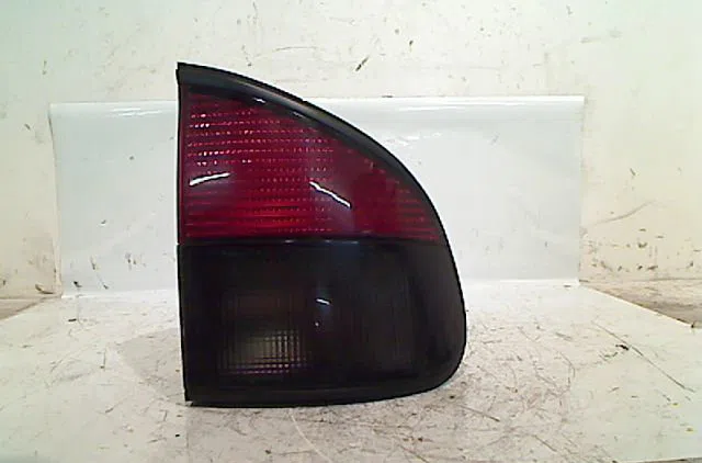 Feu arrière droit Renault SAFRANE I (B54_) 2.5 dt (b548) (1992-1996) occasion