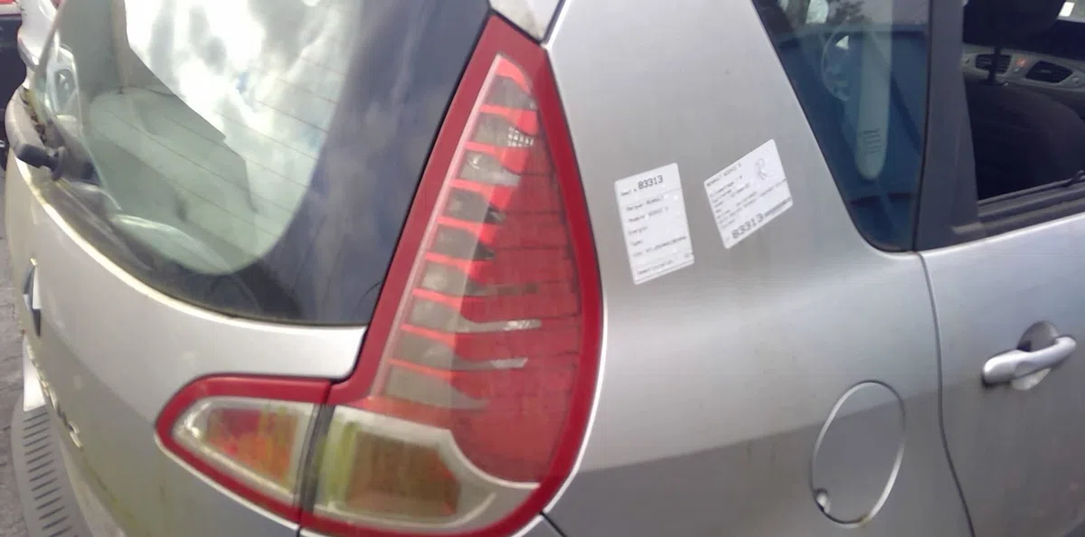 Feu arrière droit RENAULT SCENIC 3 SCENIC 3 PHASE 1 occasion