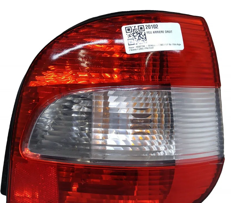 FEU ARRIERE DROIT RENAULT SCENIC I 7700428055