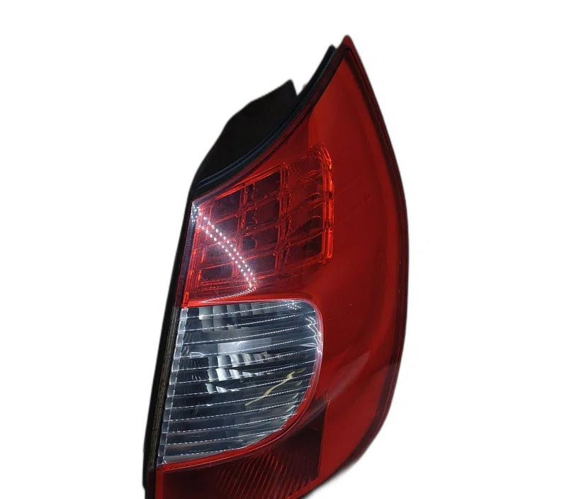 FEU ARRIERE DROIT RENAULT SCENIC I 8200474327