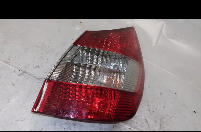 Feu arrière droit Renault SCÉNIC II (JM0-1_) 1.9 dci (2003-2008) occasion